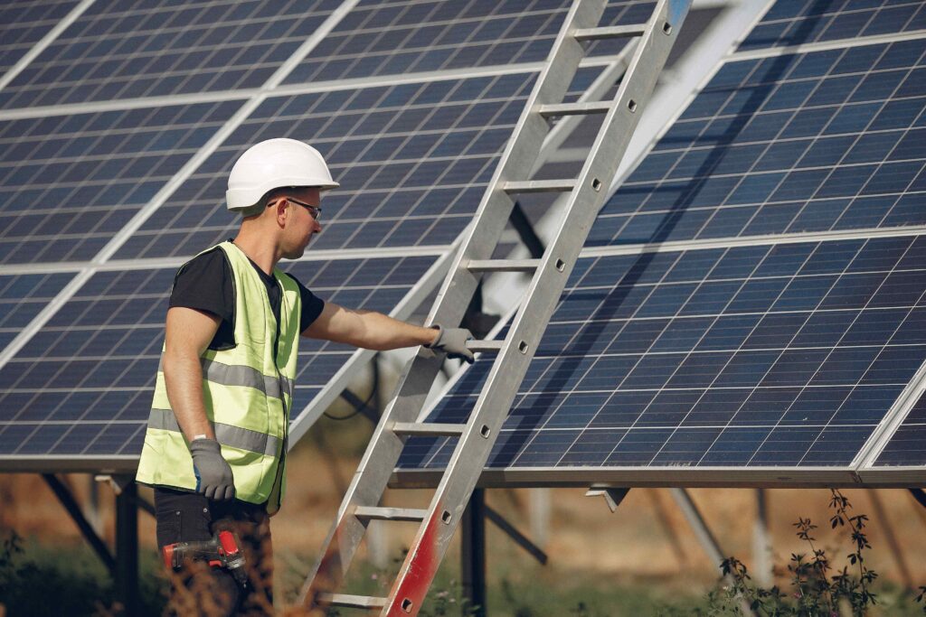 Fast and professional rooftop solar installation services in Florida